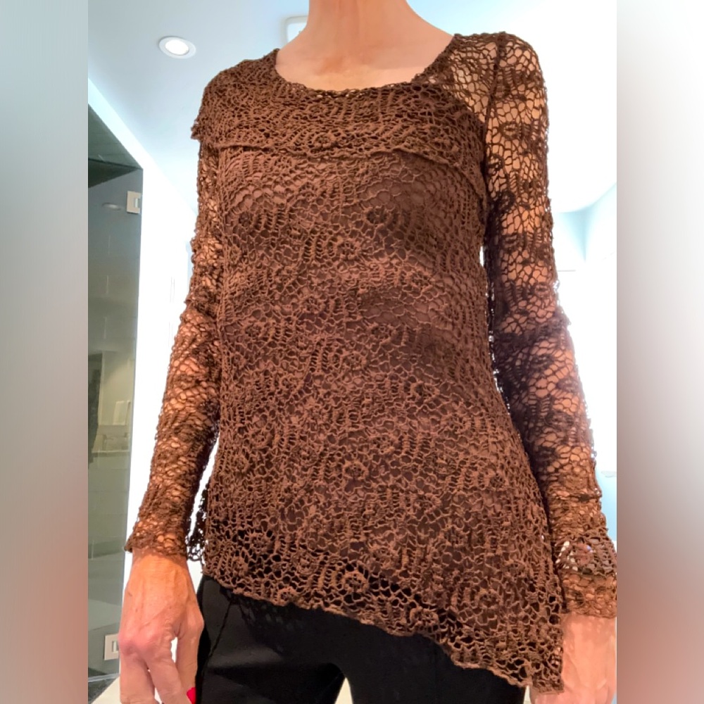 Brown lace Elaua Kattau top size S